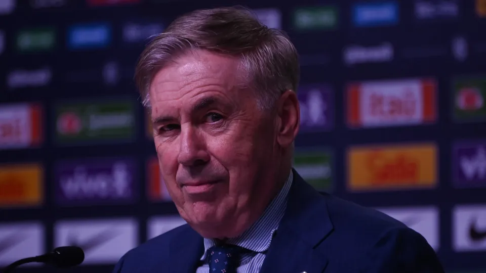 Ancelotti dobra aposta em perfil