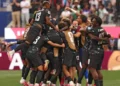 Canadá vence a África do Sul no fim e avança às oitavas da Copa