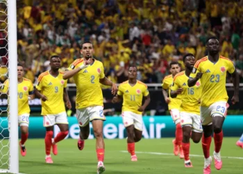 Colômbia vence RD Congo e garante vaga na fase eliminatória da Copa