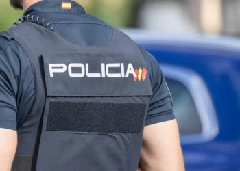 Criança de 3 anos contrai gonorréia após ser abusada por irmão mais velho