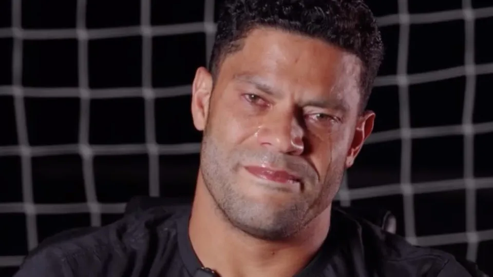 Hulk se despede do Atlético Mineiro em lágrimas: