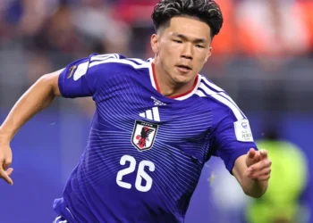 Japonês explica provocação a Neymar após queda para o Brasil