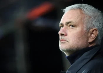 Jornalista acusa Mourinho de mentir sobre contato com Real Madrid