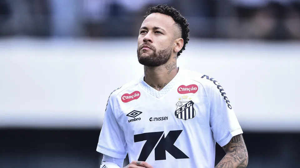 Neymar não participa de último treino e desfalca o Santos contra o Cuenca