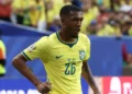 Rayan destaca papel defensivo do ataque em trabalho de Ancelotti
