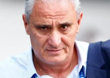 Tite pede desculpas ao Corinthians e cita chateação em saída do Flamengo