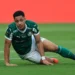 Vitor Roque não terá férias durante Copa para seguir tratamento de lesão