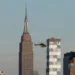 Casal é preso após subir ao topo do Empire State Building em Nova York