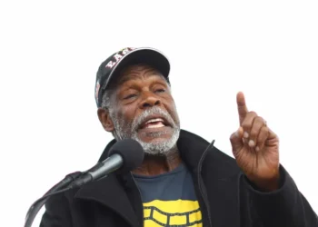 Danny Glover revela diagnóstico de Alzheimer