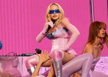 Prévia do novo álbum de Madonna reúne mais de 2 milhões de fãs em live no TikTok
