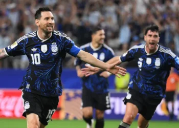 Argentina e Colômbia entram em campo em dia de mata-mata da Copa