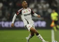 Em amistoso com 1º tempo agitado, Flamengo e River empatam em Portugal