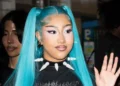 Filha de Kim e Kanye, North West, exibe novos piercings nos lábios