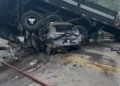 Mesmo caminhão se envolve em três acidentes e deixa dois mortos no CE