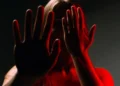 Espanha: 16 presos e 26 mulheres libertadas de rede de prostituição