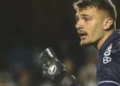 Grando pega dois pênaltis, e Grêmio vence Cruzeiro em amistoso quente