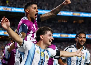 Após 36 anos, Copa volta a reunir apenas campeões nas semifinais