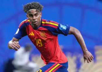 Lamine Yamal faz declaração à namorada antes de semifinal da Copa do Mundo