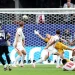 No sufoco, Argentina vira, bate a Inglaterra e avança pra final da Copa