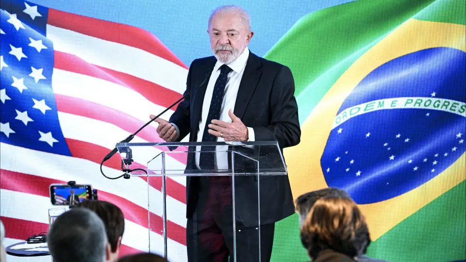 Lula volta a defender Pix após tarifaço e diz que