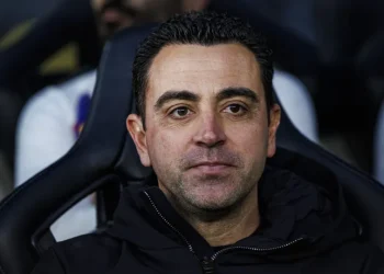Xavi diz que quer treinar seleção