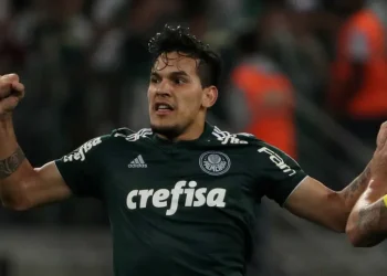 Gustavo Gómez foge à regra e terá renovação por longo período no Palmeiras