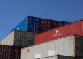 Trump impõe tarifas de 50% sobre maioria dos produtos do Canadá