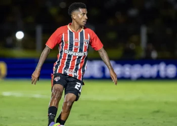 São Paulo não paga parcela da compra de Marcos Antônio e sofre tranfer ban