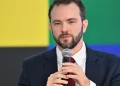 Durigan diz que bets deveriam ser reguladas como cigarro, com restrições à publicidade