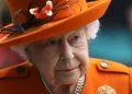 Rainha Elizabeth 2ª trabalhou até horas antes de morrer, diz biógrafo