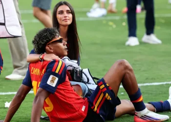 Ex de Inés García acusa modelo de usar Lamine Yamal por interesse
