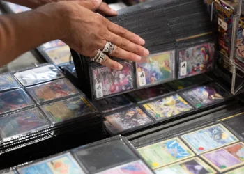 Após item de R$ 84 milhões, Japão discute novas regras para cartas Pokémon