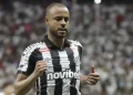 Mayke vai à Justiça contra o Santos e quer saída ainda nesta janela