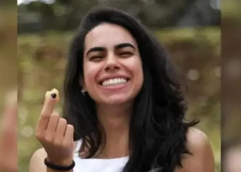 Fotógrafa desaparecida após escorregar no rio de uma trilha no PR é encontrada morta