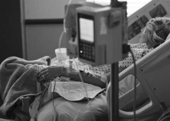 Mulher morre após ficar com intestino perfurado em colonoscopia em SP