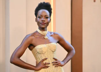 A beleza está nos olhos de quem vê, diz Lupita Nyong