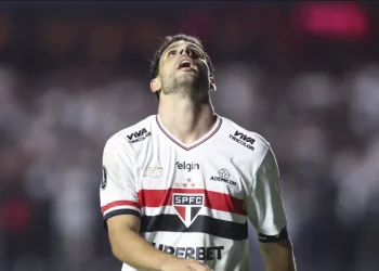 Calleri encerra seca contra maior vítima e
