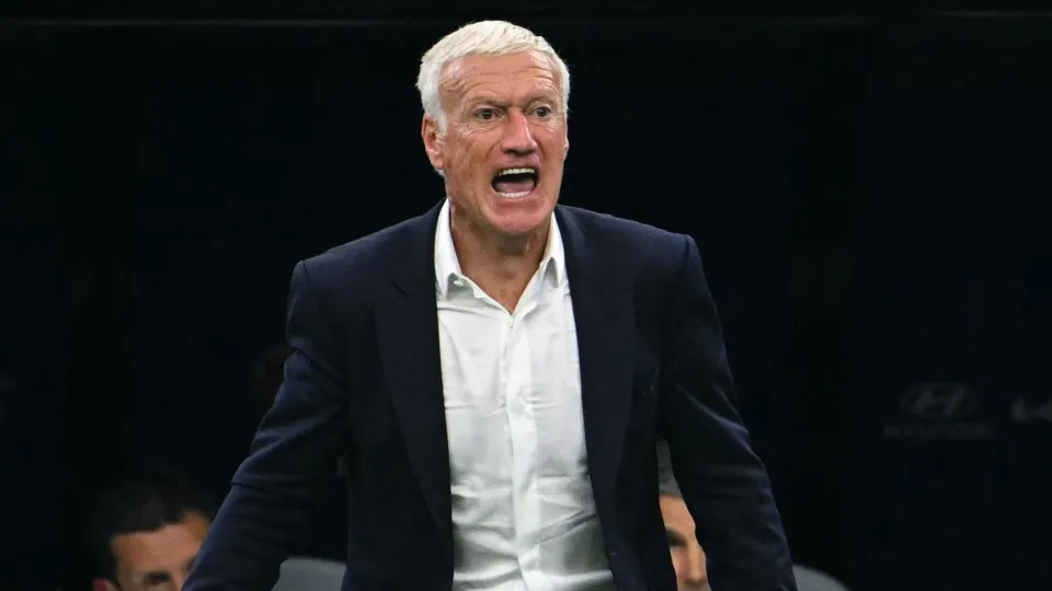 Deschamps detona arbitragem após França cair diante da Espanha