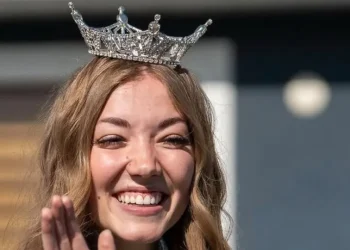 Ex-miss e jornalista morre aos 21 anos antes de disputar novo concurso