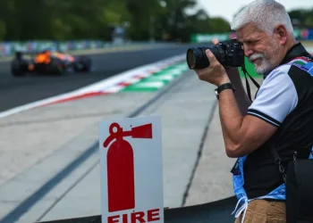 Fotógrafo misterioso em GP de F1 era um presidente da República