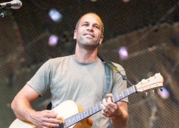 Jack Johnson anuncia três shows no Brasil em fevereiro de 2027