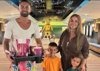 Jogador que perdeu família em terremoto