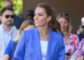 Kate Middleton surpreende fãs na fila de Wimbledon; veja as fotos