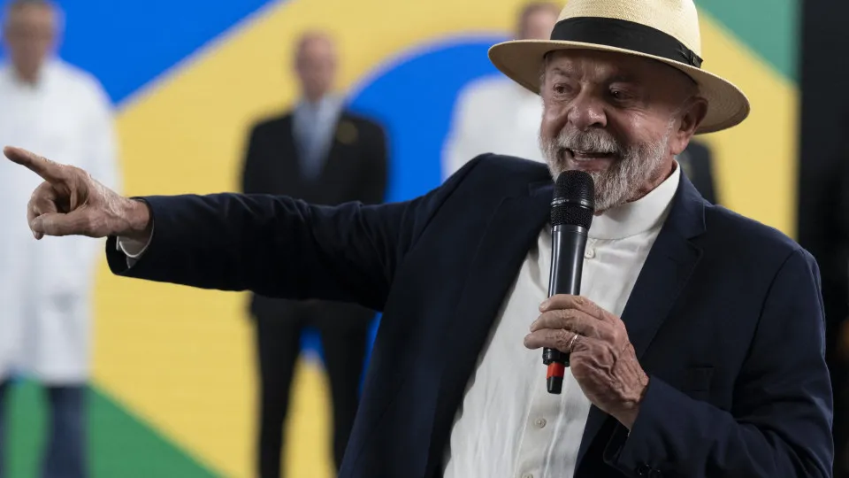 Lula desafia Rubio a montar comitê para Flávio: