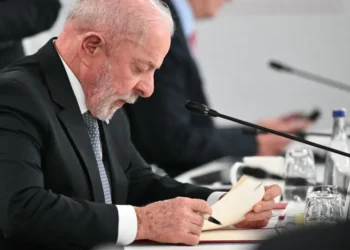 Lula trata minerais críticos como novo pré-sal, e governo avalia entrada de BNDES e Petrobras em empresas do setor