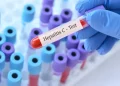 Mortalidade por hepatite viral atinge 1 a cada 5 pacientes com 80 anos no SUS