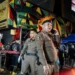 Mortos em incêndio em bar na Tailândia sobem para 30, e familiares aguardam identificação de corpos