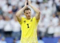 Neuer fala em decepção, mas não se arrepende de volta à Alemanha para Copa