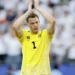 Neuer fala em decepção, mas não se arrepende de volta à Alemanha para Copa
