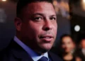 Primeiro amor de Ronaldo resgata foto antiga com o Fenômeno